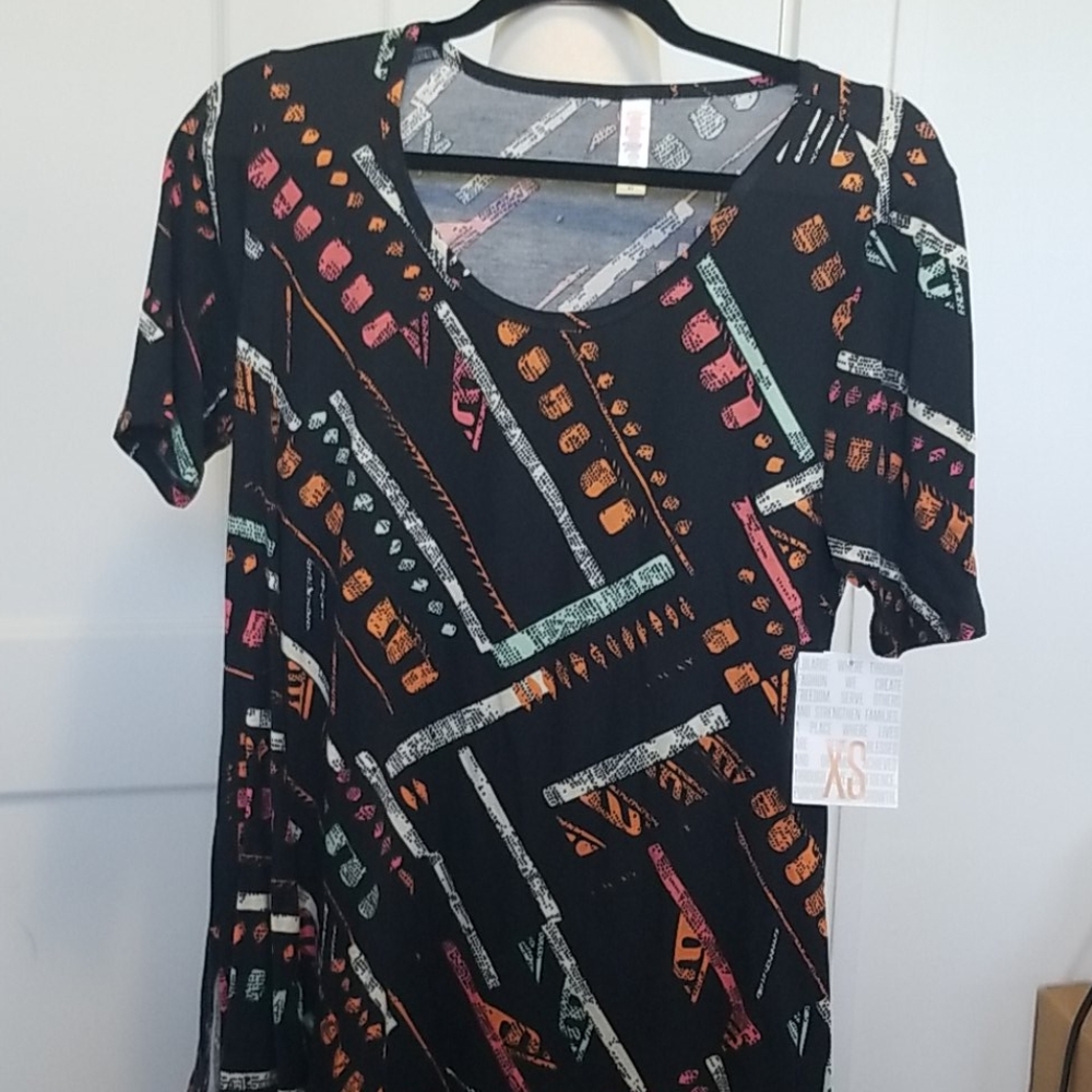Perfect T - LuLaRoe - XS